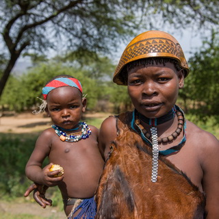 Weyto - Tsemay woman with child